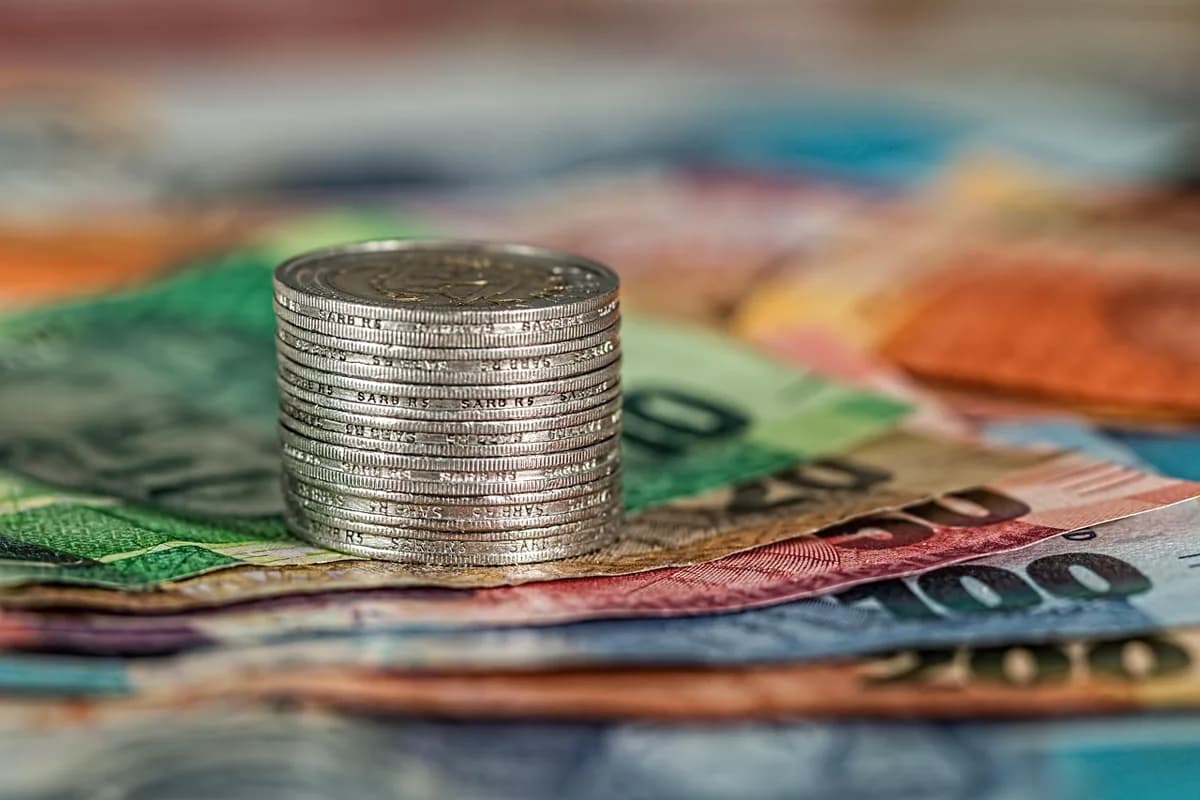 6 Subscription Monetization Models for Video Creators in 2025 on dcast.tv