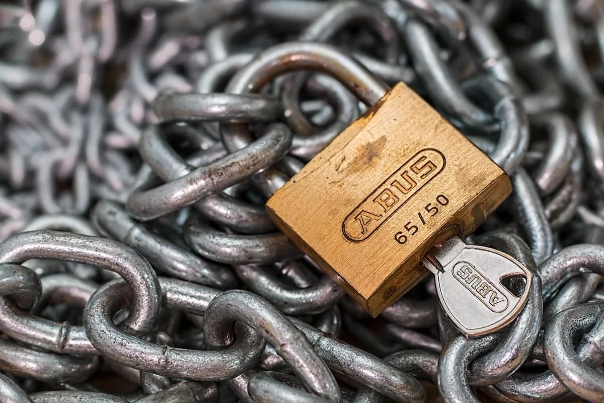 DRM video protection: encryption, licensing, and access control to safeguard your video content