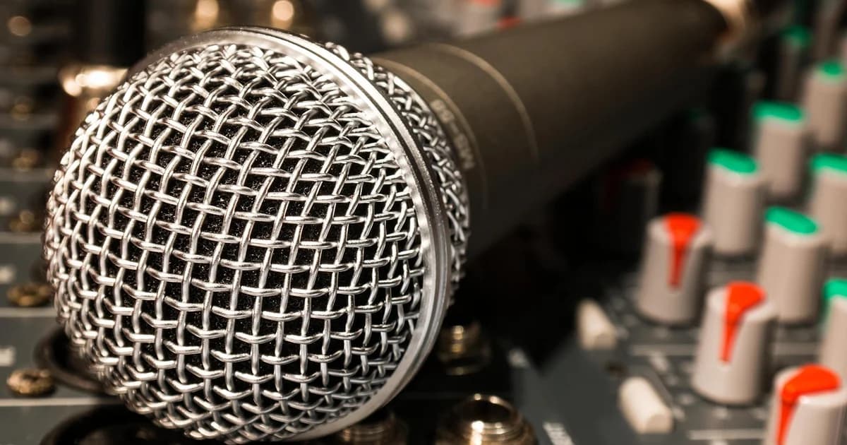 Best microphones for video creators in 2025 — lavalier, shotgun and USB mics.
